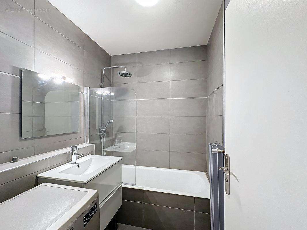 Appartement à GRIGNY