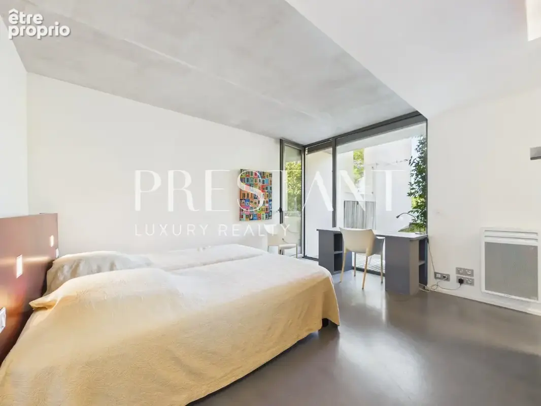 Vente villa contemporaine darchitecte 330 m² à Anglet Chiberta. Vue golf et lac, 5 suites, piscine , Proximité plages. - photo 18