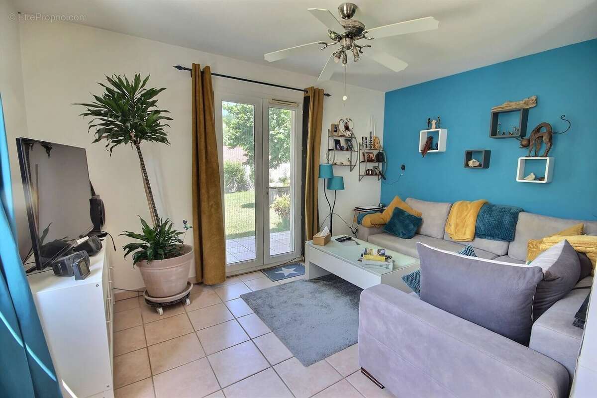 Maison à SAINT-LATTIER