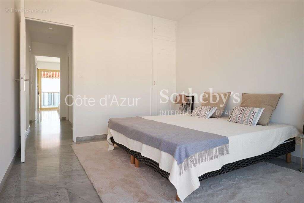 Appartement 70 m² vue mer avec terrasse panoramique en front de mer - photo 9