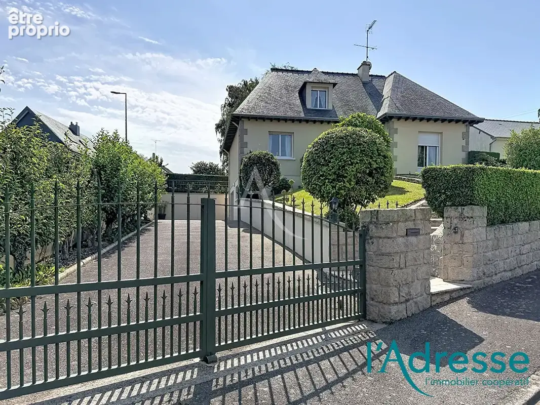 Maison à MAYENNE