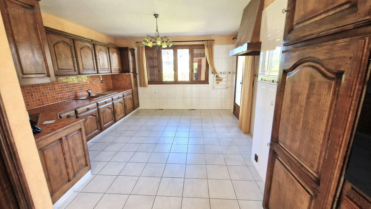 Maison à CHAPAREILLAN