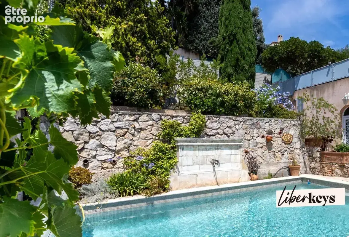 Le Faron – Propriété avec vue mer panoramique et terrain paysager de 1 100 m² - photo 1