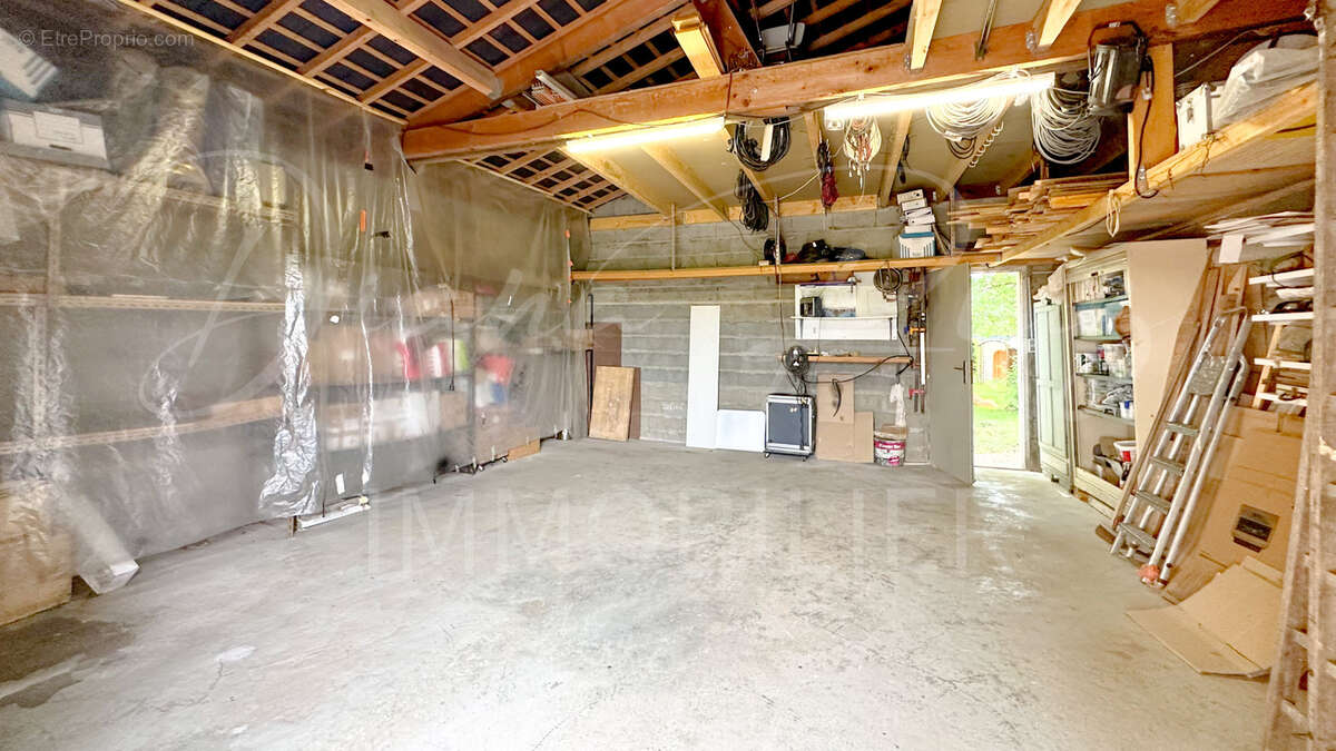 Maison à BRISSAC-QUINCE