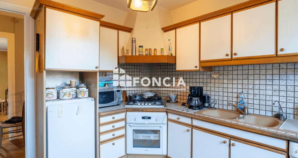 Maison à CHAMPCEVINEL