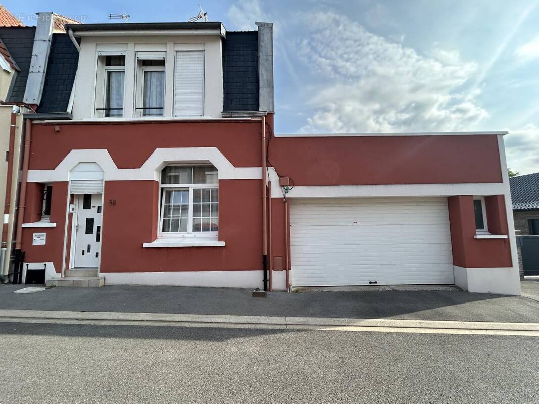Maison à NEUVILLE-SAINT-REMY