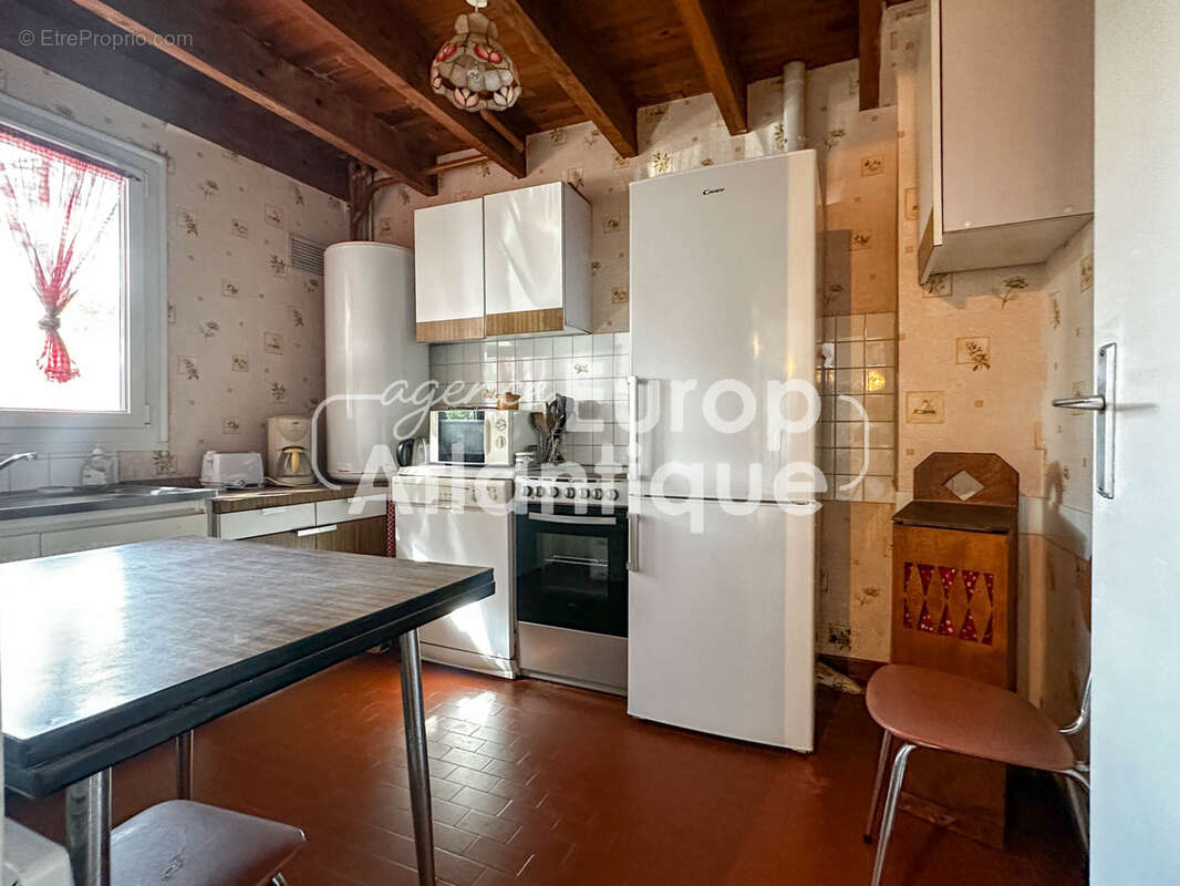 Maison à LES MATHES