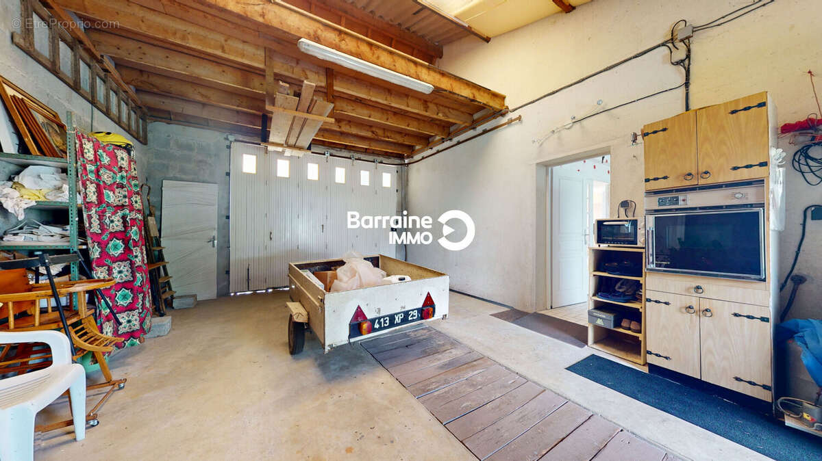 Barraine IMMO - Maison 7 pièces à vendre à Plabennec de 123.6 m² Possibilité 150 m² habitables - Terrain clos de 1020 m² - photo 19