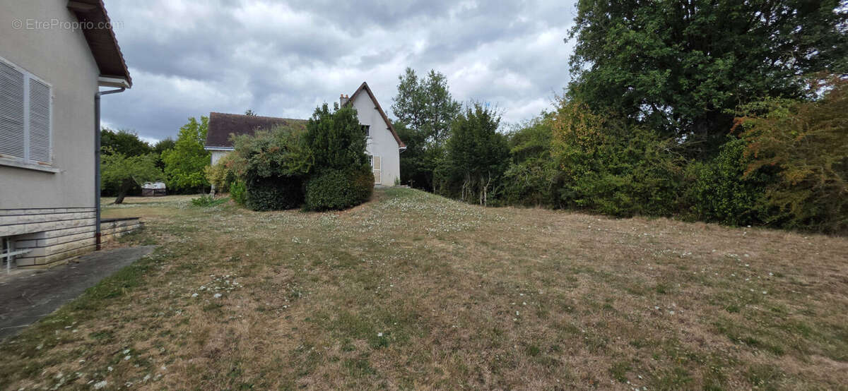 Azay le ferron - photo 11