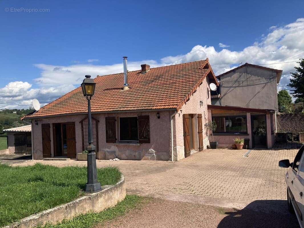 Photo 4 - Maison à POUILLY-SOUS-CHARLIEU