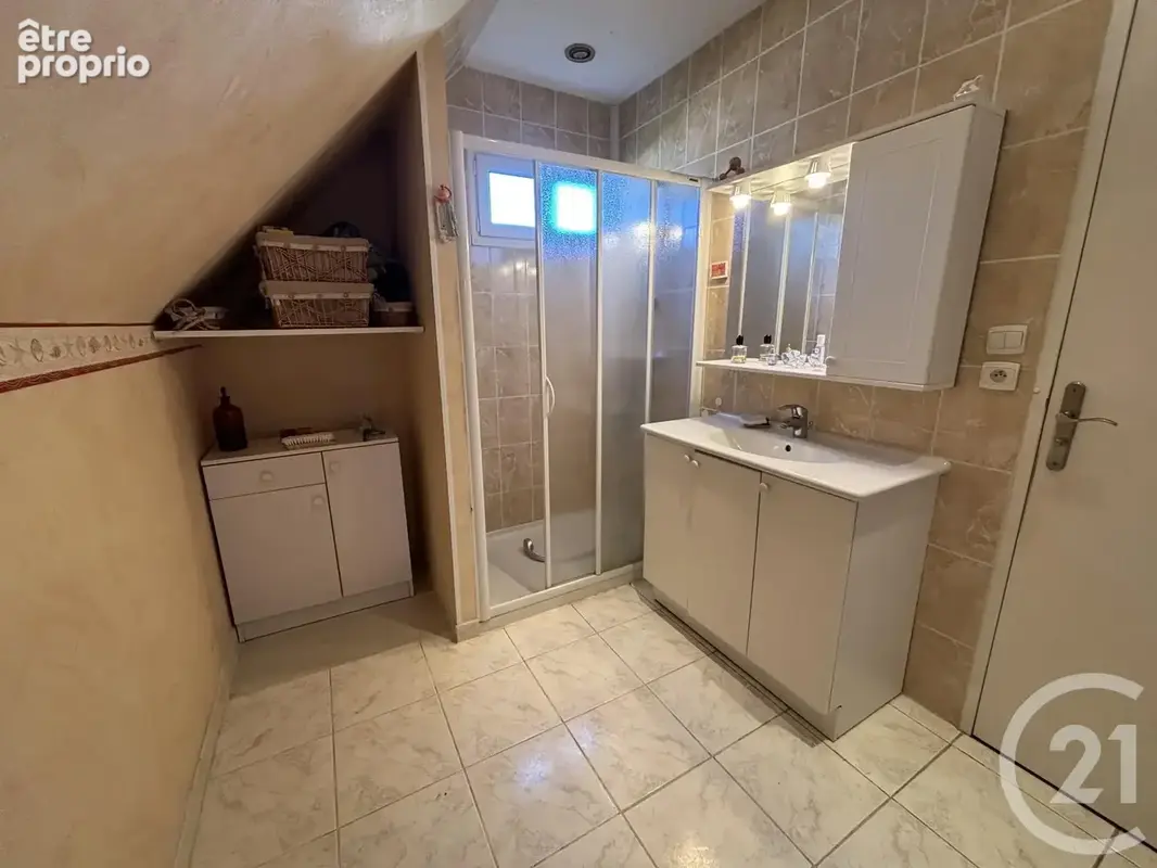 Maison 91 m² à Torcy  - photo 5