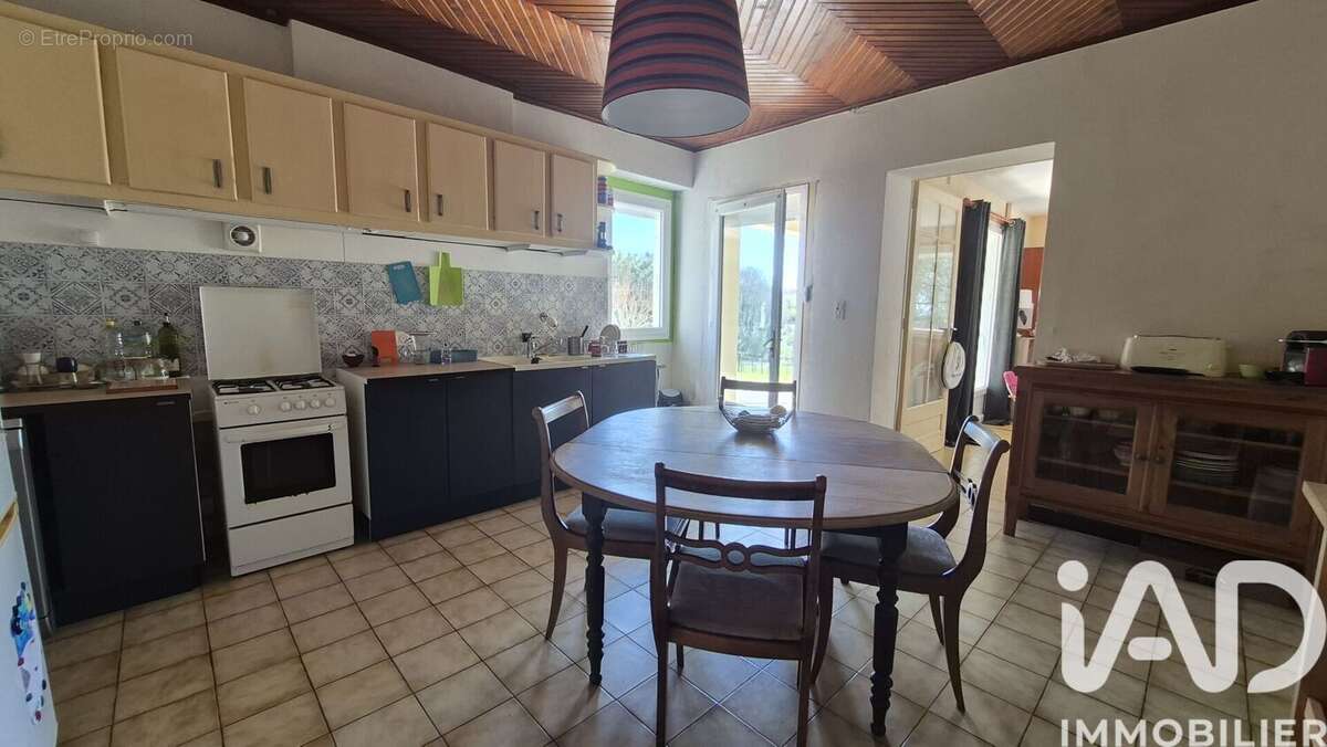 Photo 7 - Maison à LAMOTHE-MONTRAVEL