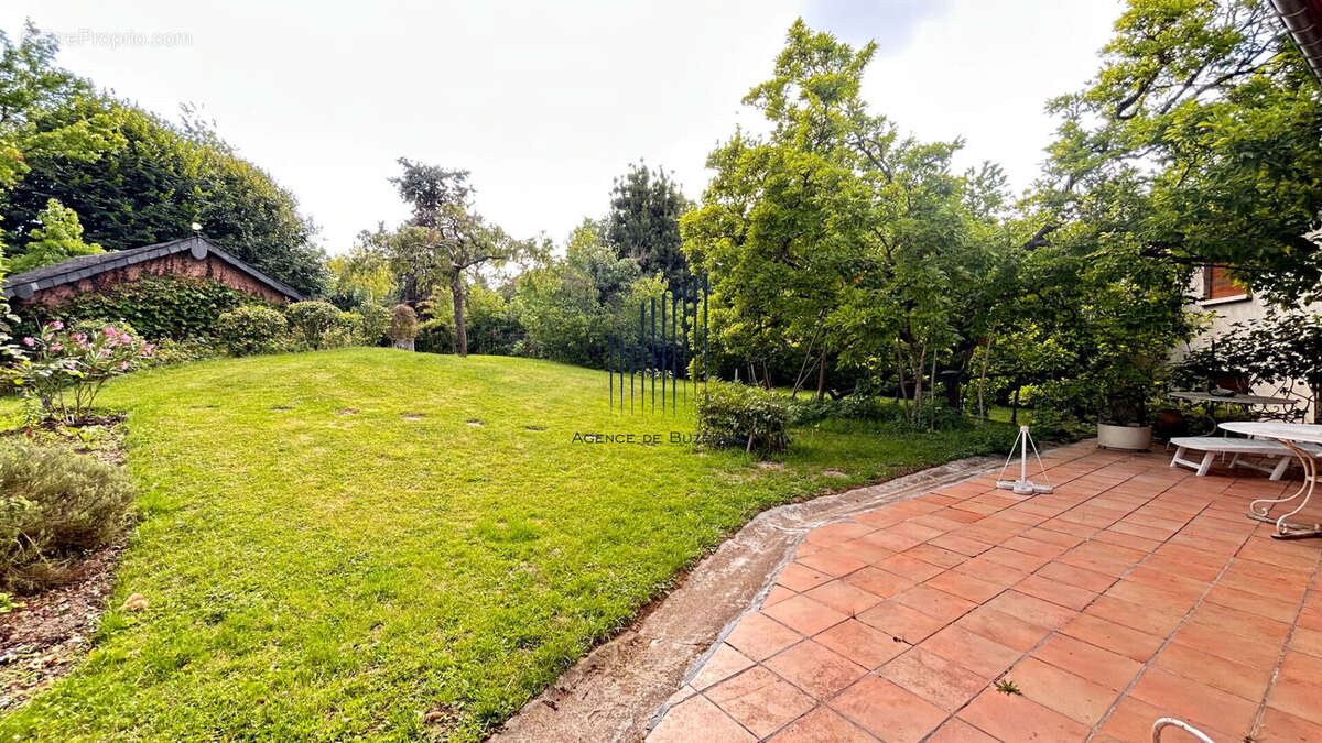 Maison à RUEIL-MALMAISON