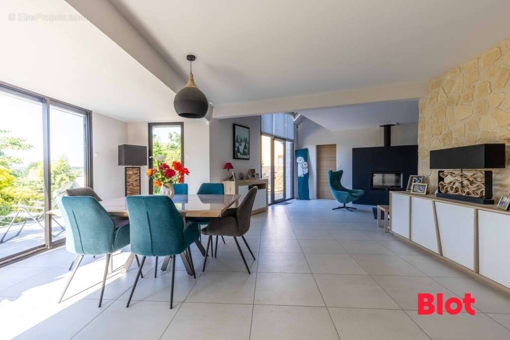 Maison 168 m² à Bain-De-Bretagne  - photo 6