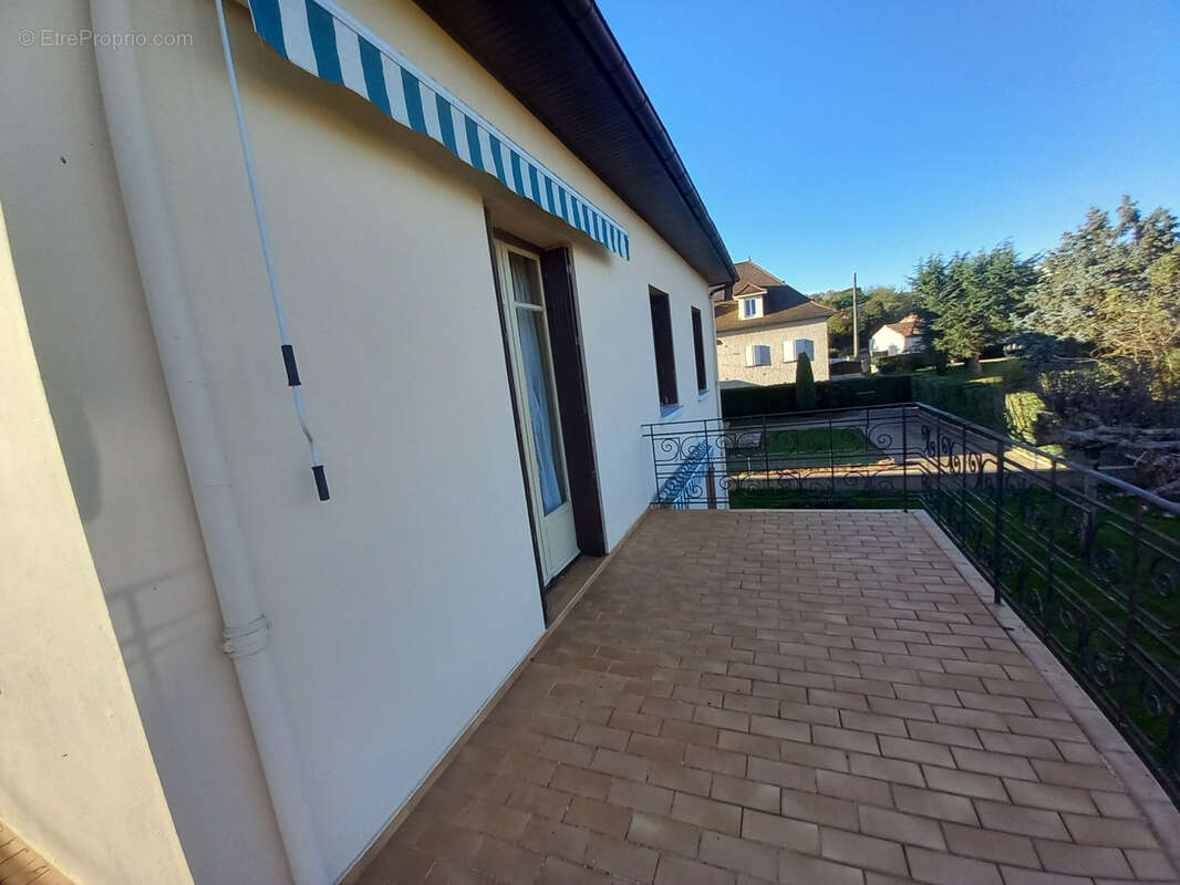 Maison à MONSEMPRON-LIBOS