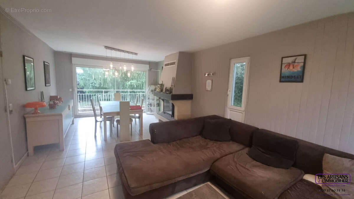 Maison à BAZONCOURT