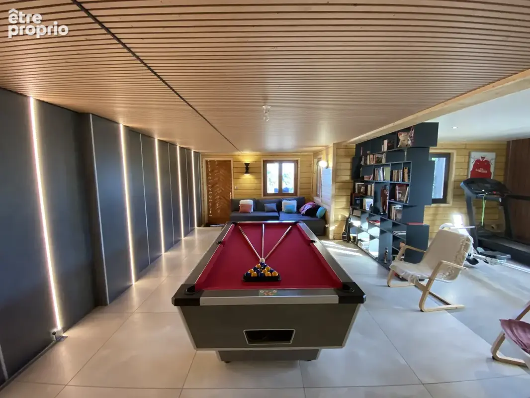 FONT-ROMEU - Vente magnifique chalet en rondins aux belles prestations - photo 15