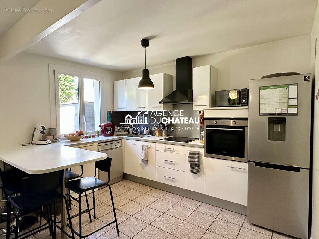 Maison 88 m² à Nandy  - photo 6