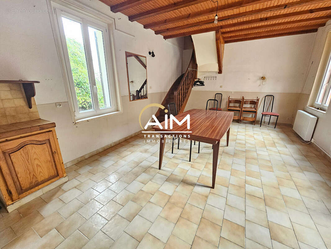 Maison à MONTLOUIS-SUR-LOIRE