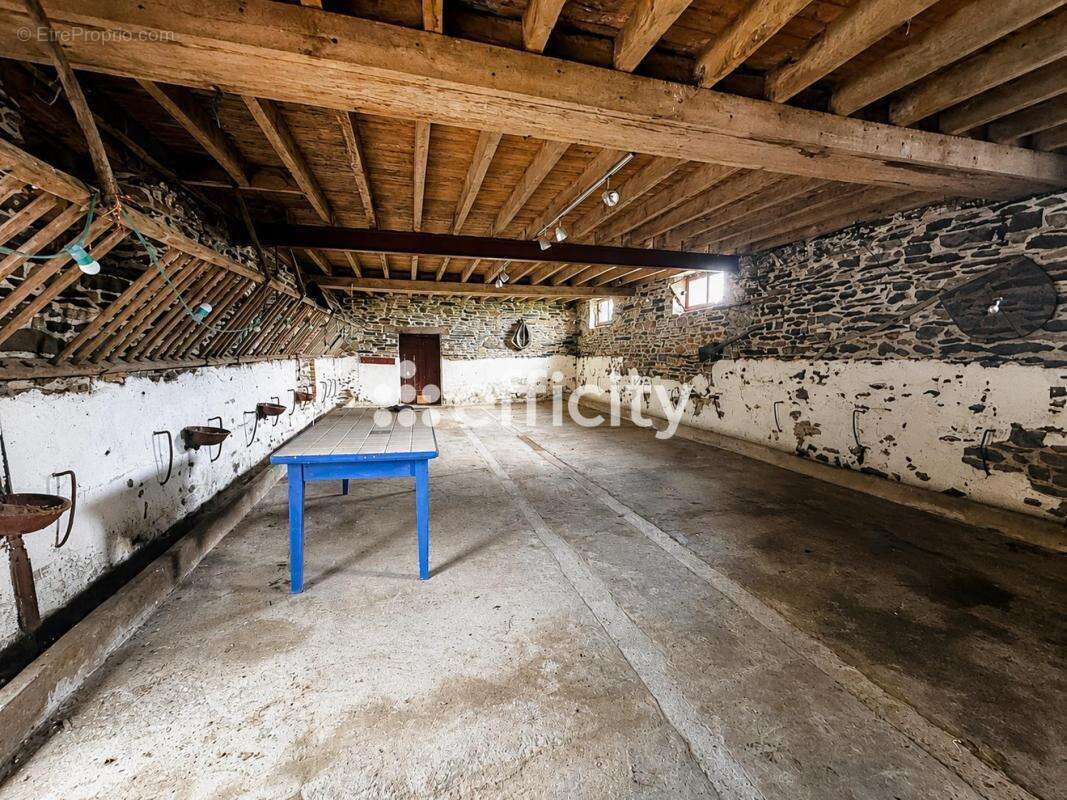 Maison 225 m² à Marcille-Robert  - photo 20