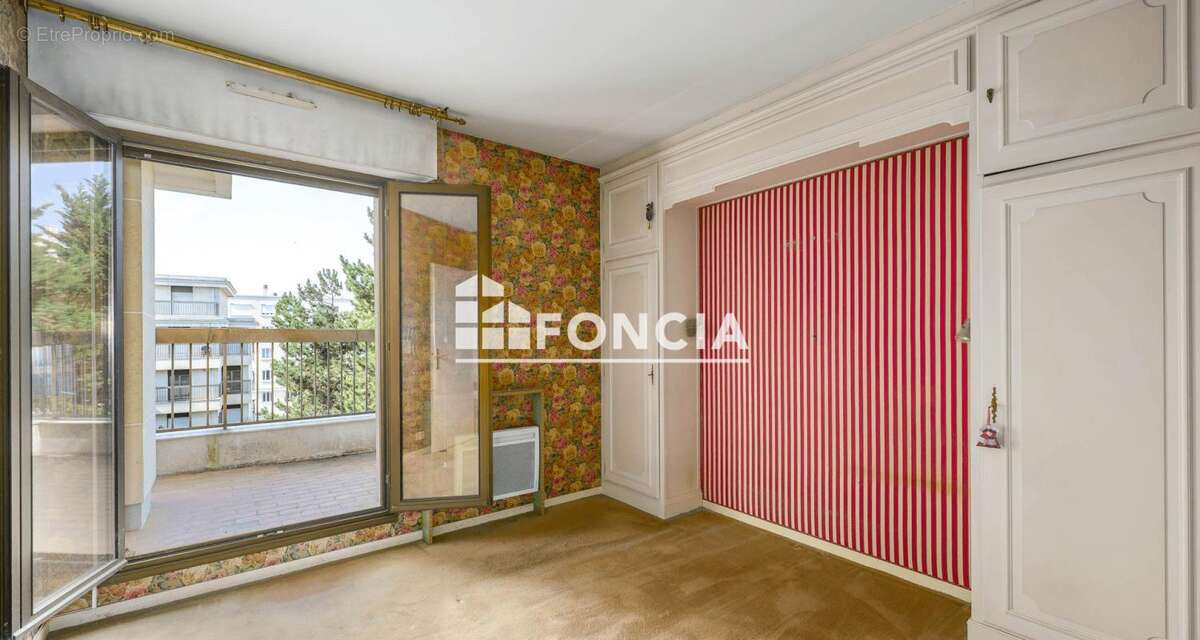 Appartement à BOURG-LA-REINE