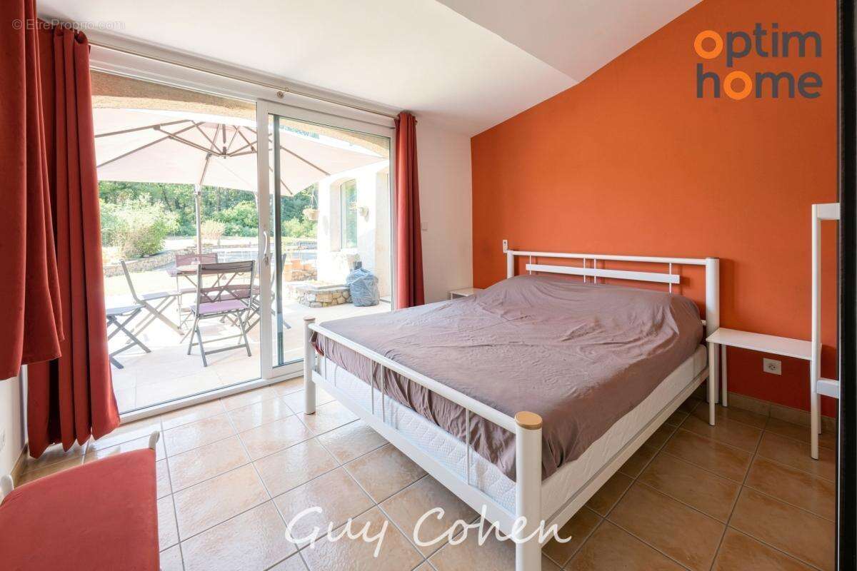 Belle propriété de 184 m2 sur 6300 m2 piscine proche Aix-en-Provence - photo 10