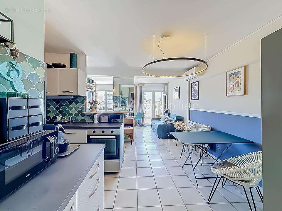 *** Magnifique Appartement T2 rénové de 48m2 avec terrasse plein sud de 20m2 à PALAVAS *** - photo 4