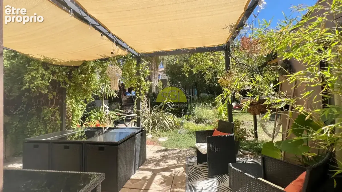 Villa 4 faces de 150 m2 avec piscine sur terrain arboré de 632 m² - photo 4