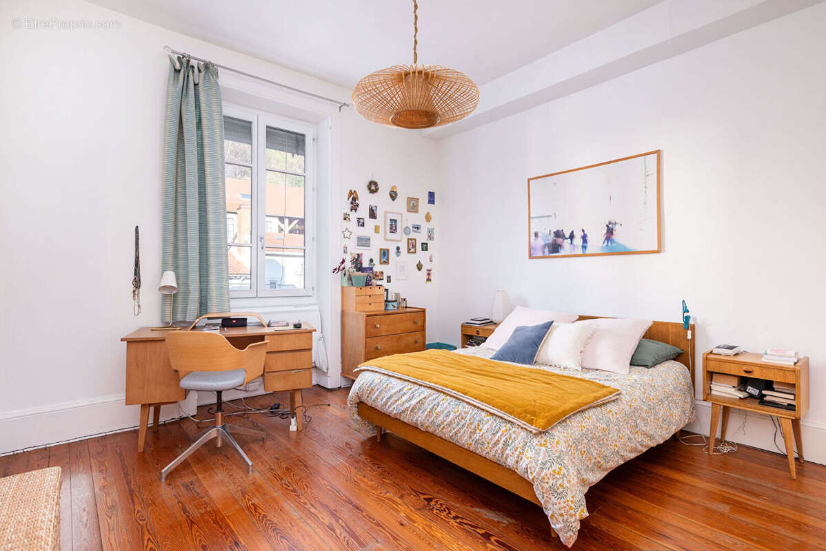 Appartement à LYON-5E