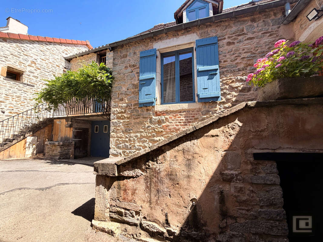 La Glycine de Jambles - Une maison pleine de charme entre pierre & jardin - photo 6