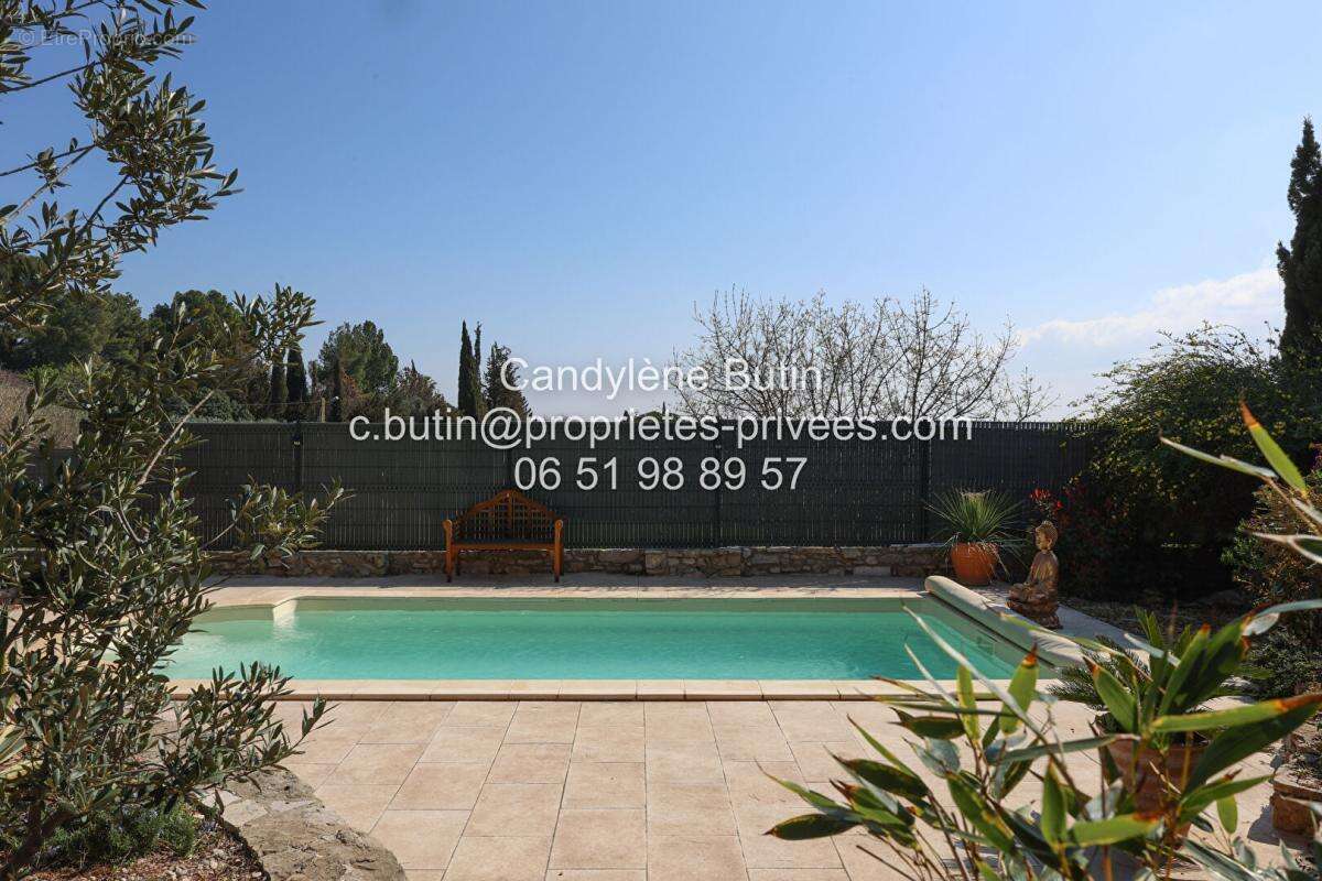 Maison à OUVEILLAN
