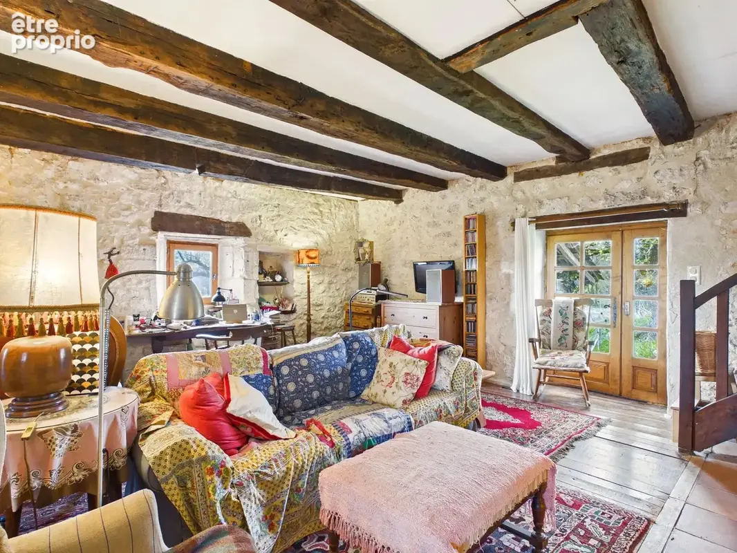 Trois maisons situées dans un endroit paisible proche d'une belle ville bastide - photo 12
