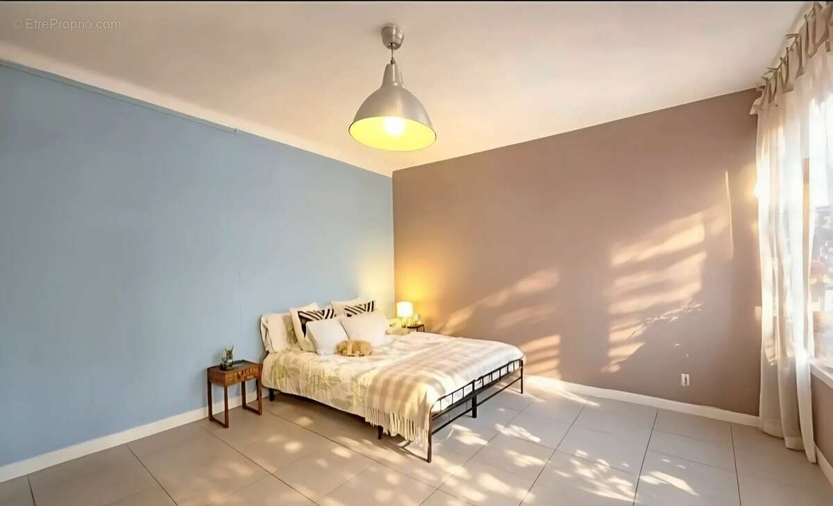 Cannes Basse Californie – Rare appartement 5 pièces en rez-de-jardin avec 127 m² d’extérieur - photo 3