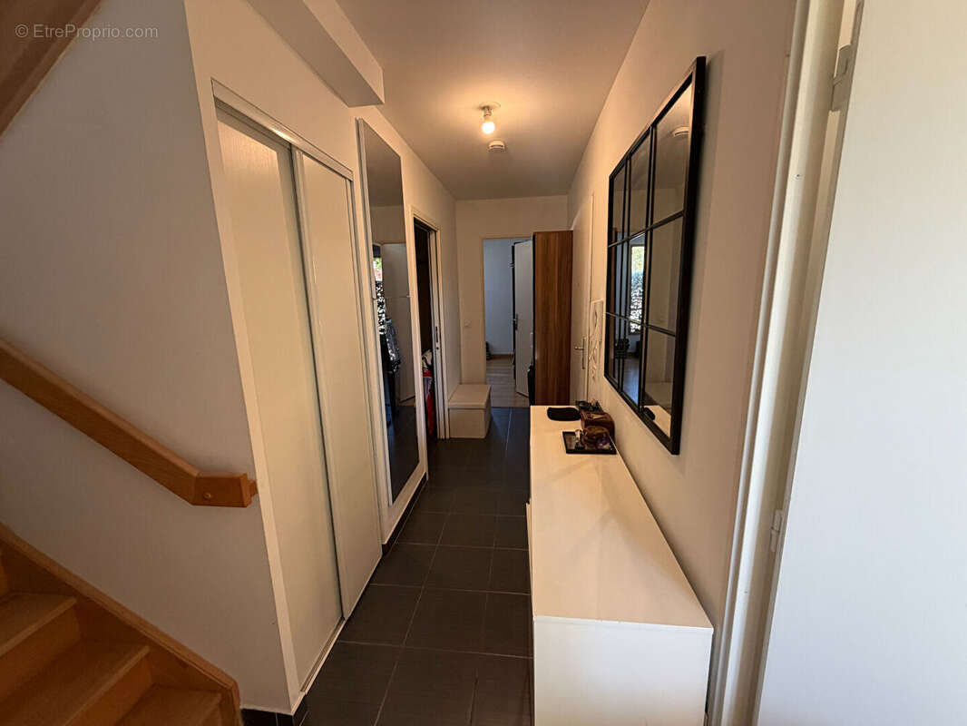 Duplex Villejuif 5 pièces 79.35 m2 - photo 4