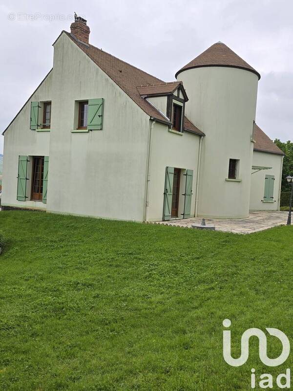 Photo 1 - Maison à MAREUIL-LE-PORT