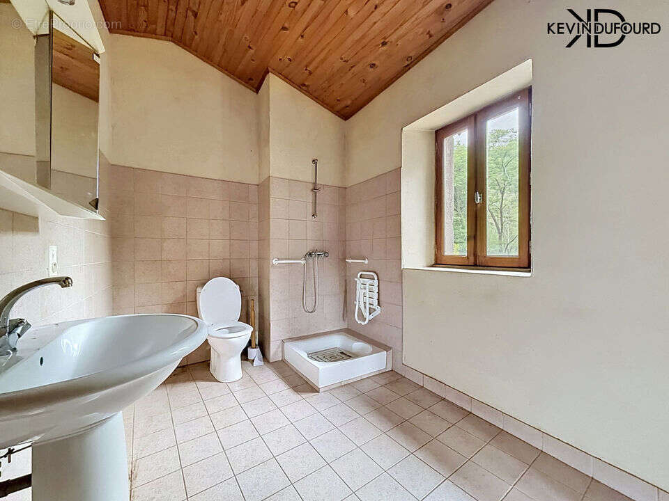 Maison de village de 70m² avec TERRASSE couverte à LA SOUCHE - photo 8