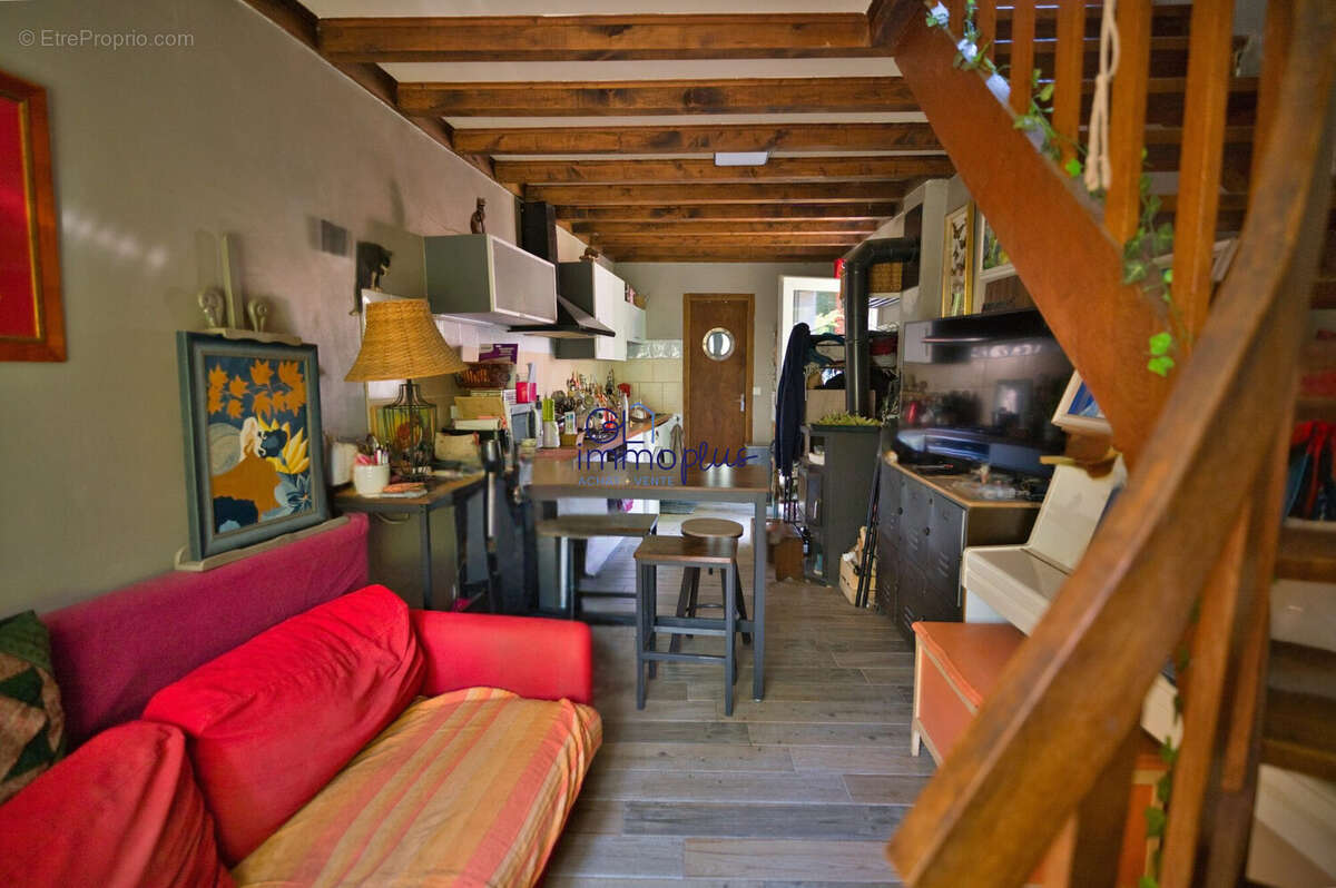 Maison à SAINT-PIERRE-D'ALBIGNY