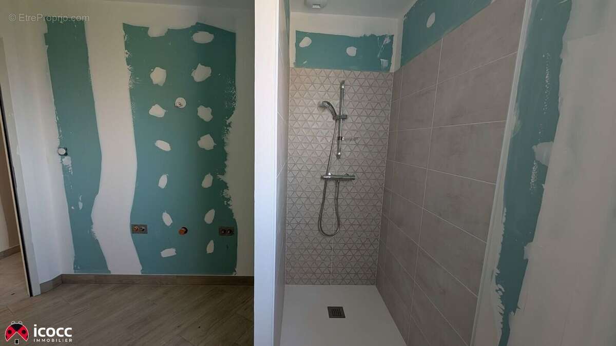 Maison 92 m² à Les Magnils-Reigniers  - photo 8