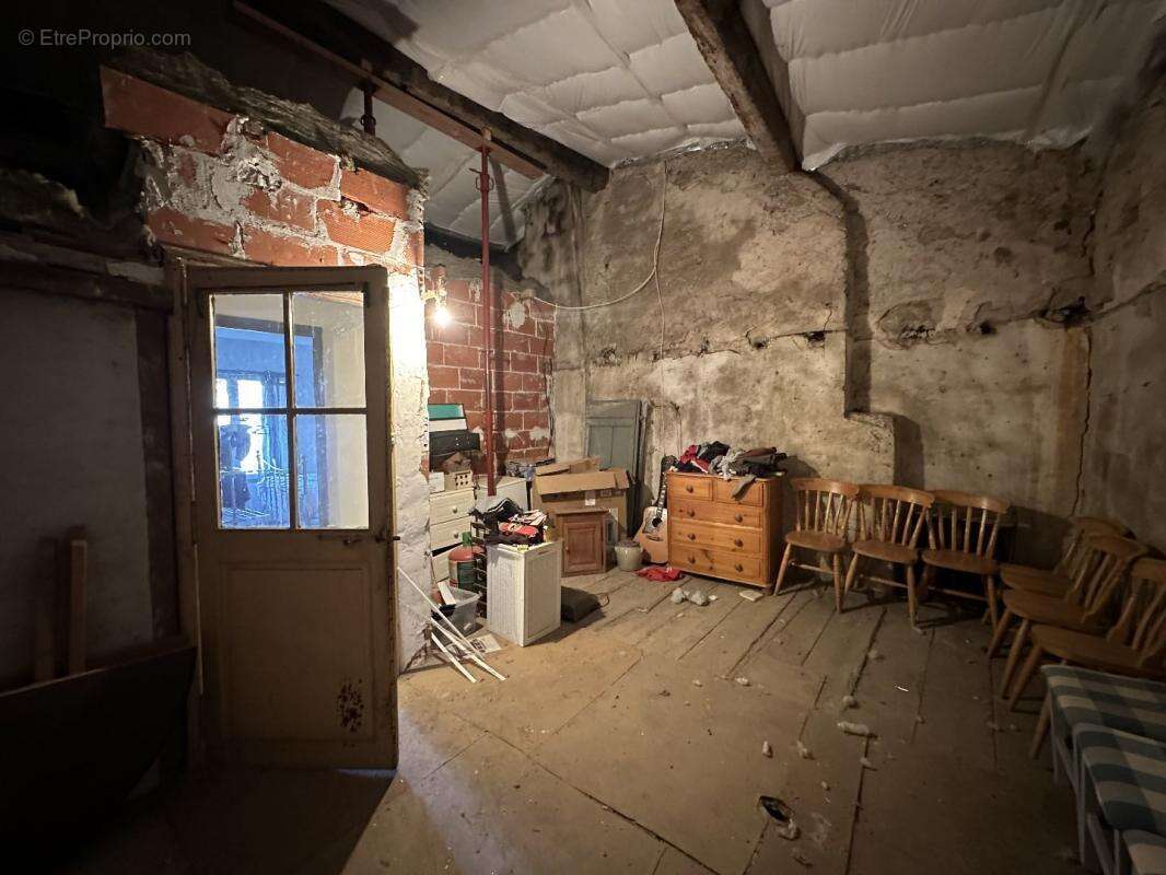 Maison à CAUNES-MINERVOIS