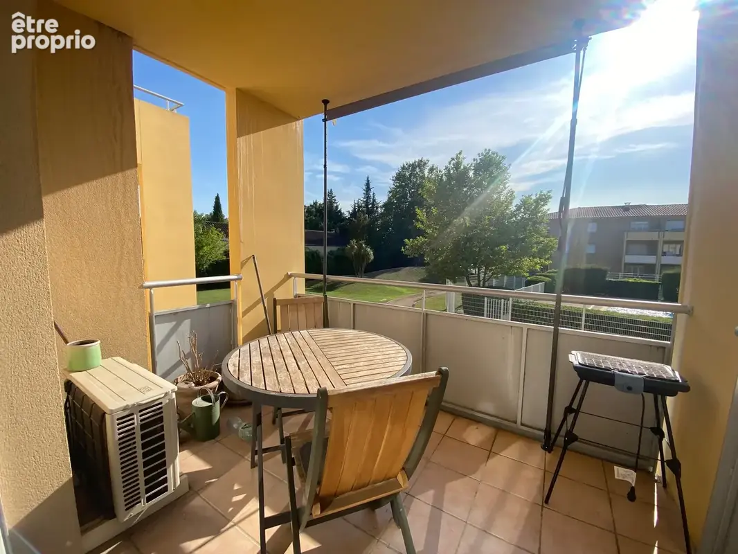 Bel appartement, 2 chambres, terrasse, 2 places de parking et piscine. - photo 2