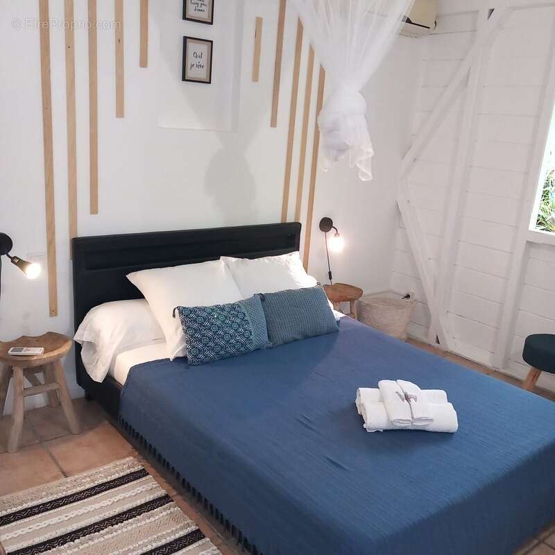 Maison à SAINTE-ANNE