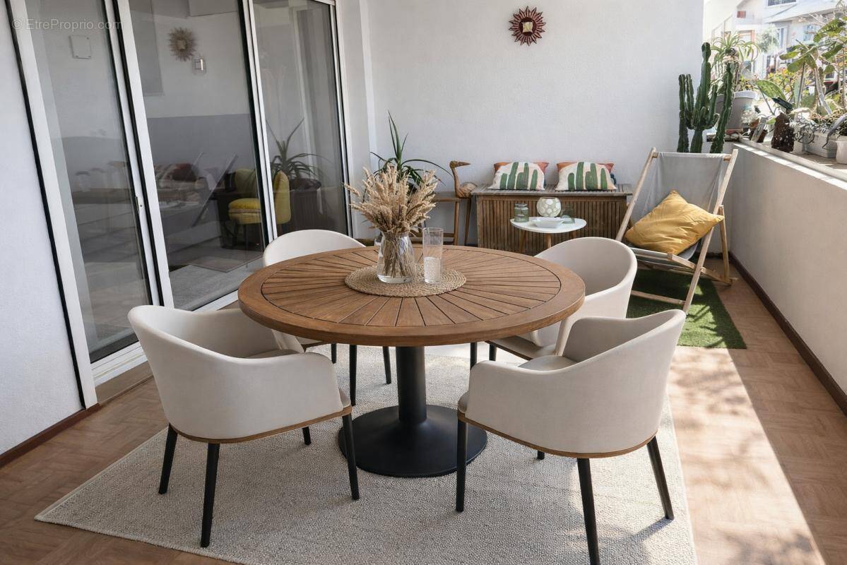 Appartement à MARSEILLE-8E