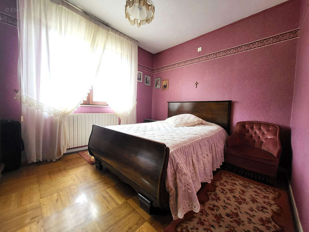 Maison à CORNY-SUR-MOSELLE