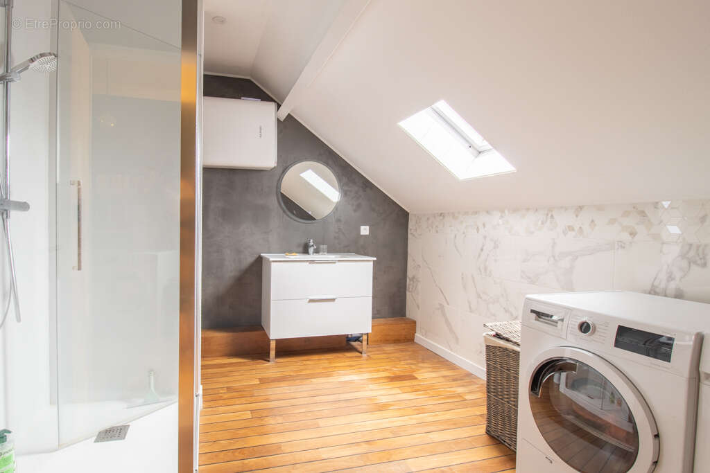 À VENDRE  Duplex 90 m²  Quartier recherché du Lac de Maine - photo 10