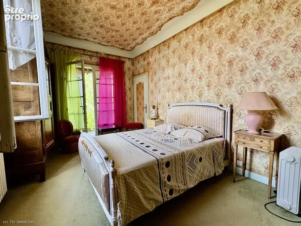 Très Beau Logis avec 6 chambres et Grand Terrain près de Ruffec - photo 29