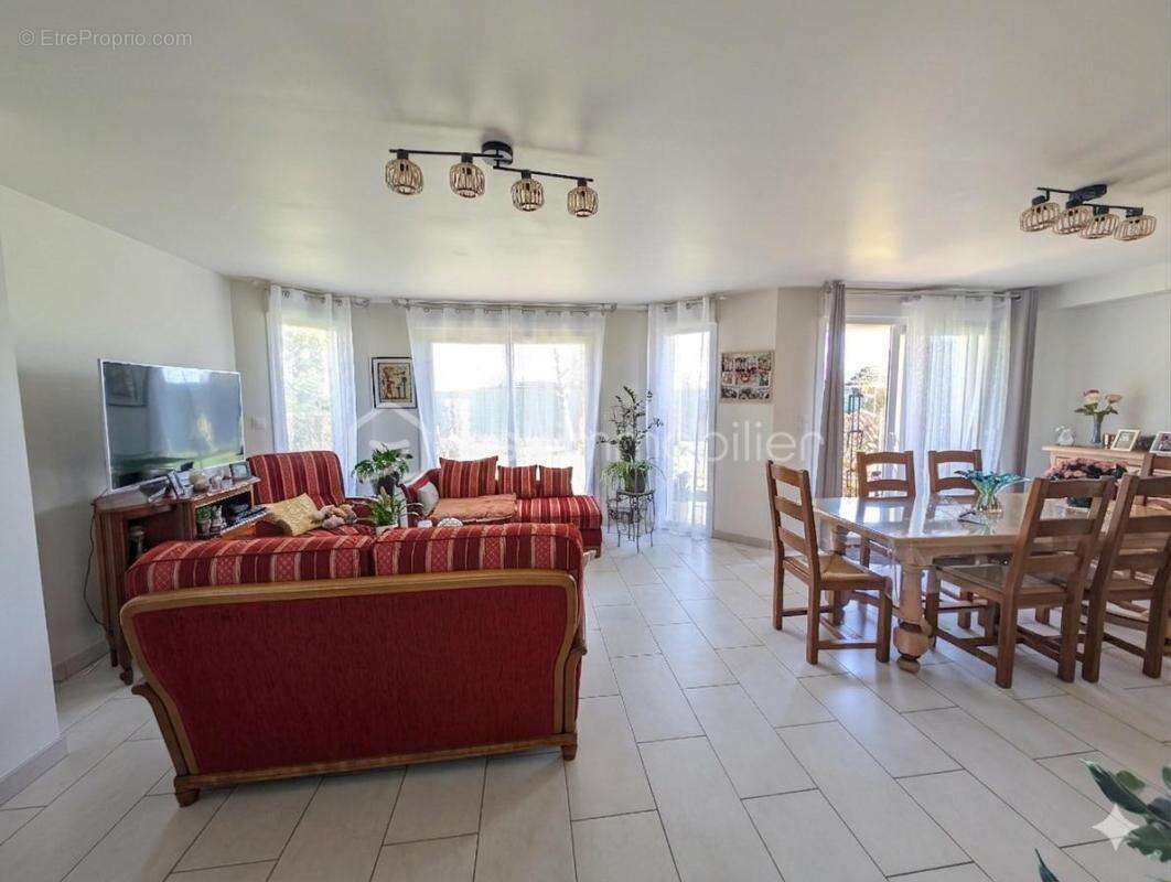 Maison à QUESTEMBERT