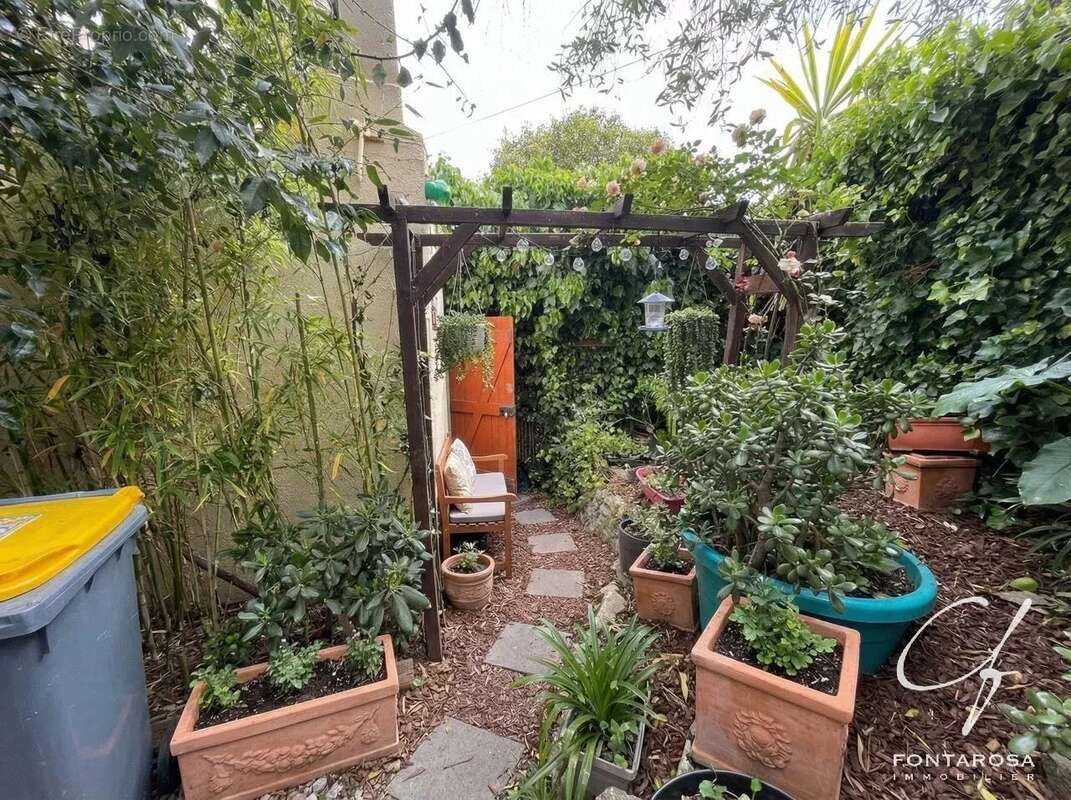 Appartement à FREJUS