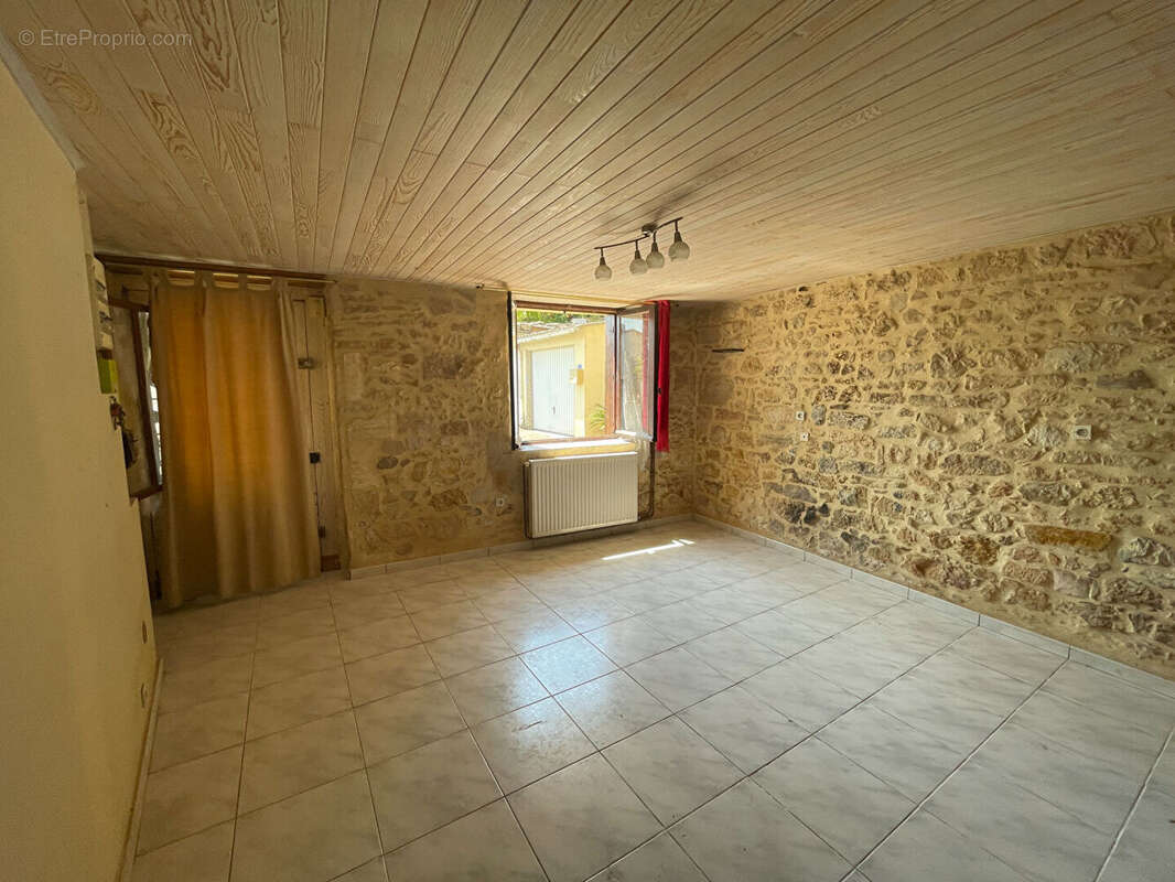 Maison à FUMEL