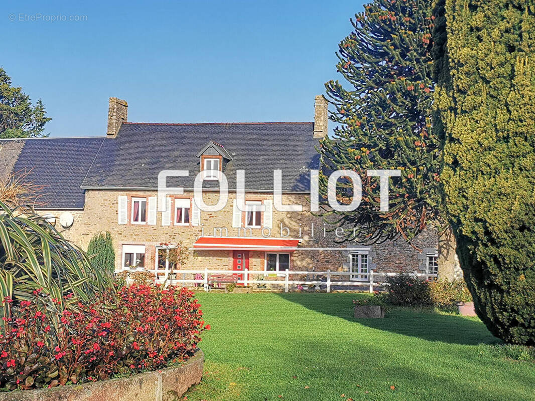 Maison à JULLOUVILLE