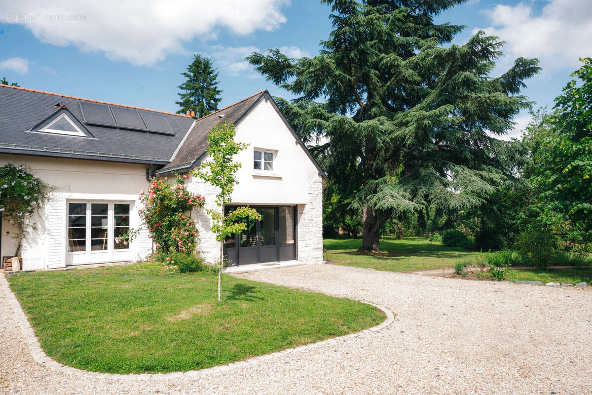Maison à LES PONTS-DE-CE